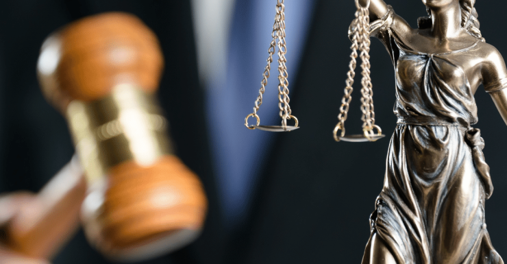 Rätt & Råd Advokatbyrå. Behöver du pålitlig juridisk hjälp? Jurist Stöd erbjuder professionella och balanserade juridiska tjänster med integritet. Med vår expertis står vi redo att hjälpa dig genom rättsliga utmaningar. Oavsett om det gäller familjerätt, affärsjuridik eller brottmål, är vi din partner för rättvisans skalle. Kontakta oss för att få den rådgivning och stöd du behöver! P.S.: Missa inte vår staty av Lady Justice - en symbol för våra principer om jämlikhet och rättvisa i alla fall. #juriststöd #legalrådgivning #advokatbyråstockholm Kontakta oss på info@juriststod.se