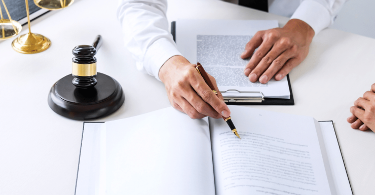Behöver du trygg och personlig juridisk hjälp? Jurist Stöd erbjuder professionell juridisk rådgivning. Våra erfarna jurister hjälper dig med familjerätt, affärsrätt och allmän juridik. Vi står vid din sida när du behöver rättssäkerhet, expertis och engagemang. Boka rådgivning idag! Kontakta oss på info@juriststod.se - ekonomi