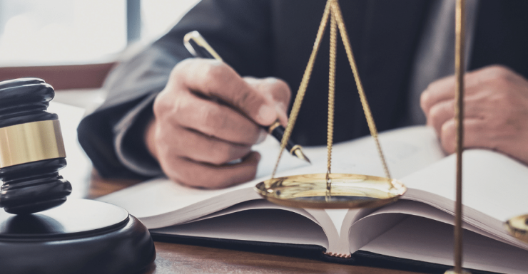 Behöver du trygg och personlig juridisk hjälp? Jurist Stöd erbjuder professionell juridisk rådgivning. Våra erfarna jurister hjälper dig med familjerätt, affärsrätt och allmän juridik. Vi står vid din sida när du behöver rättssäkerhet, expertis och engagemang. Boka rådgivning idag! Kontakta oss på info@juriststod.se - Fastighetsjuridik